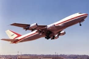 jumbo-jet